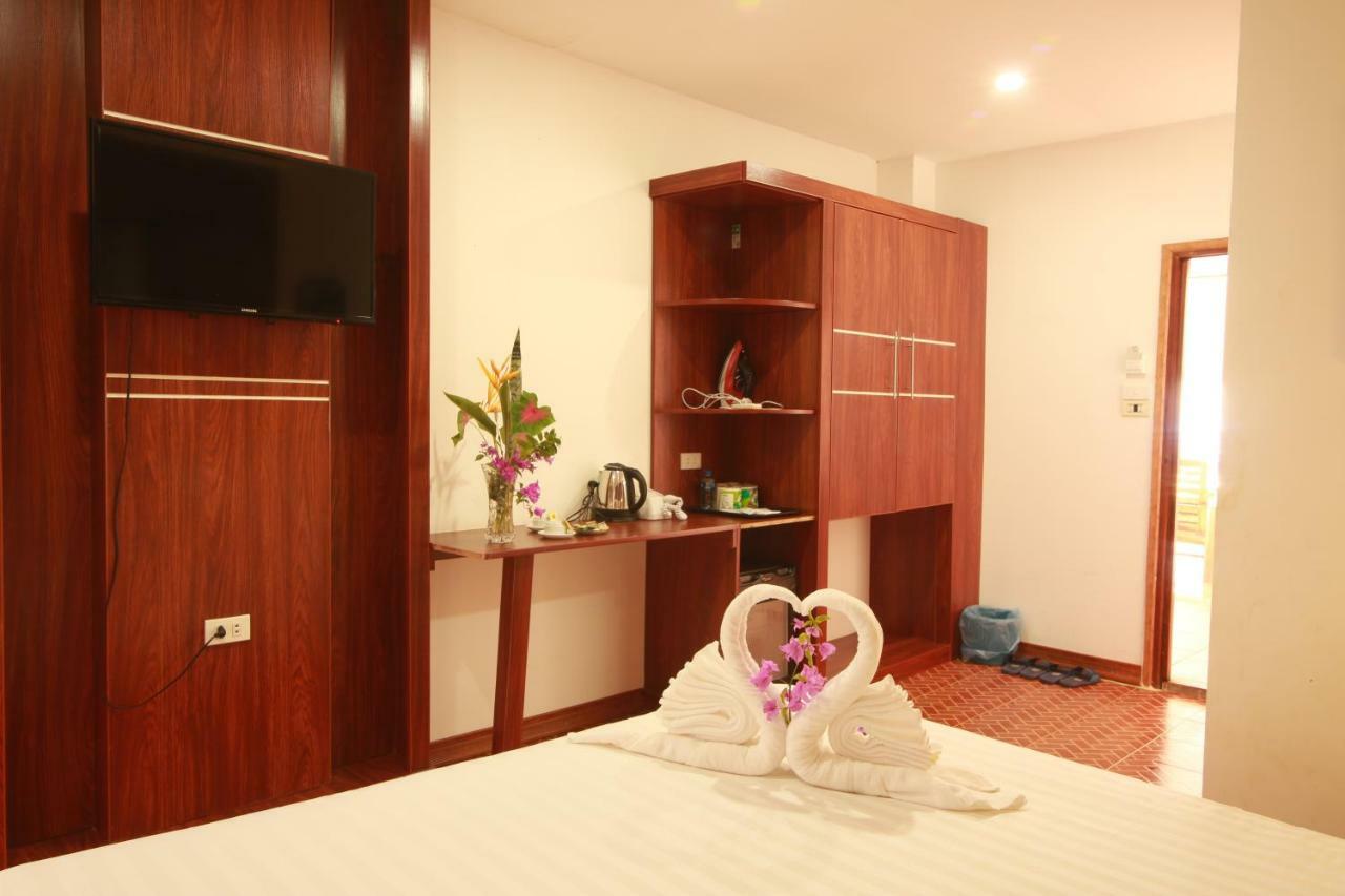 Vang Vieng Victory Hotel Exterior photo